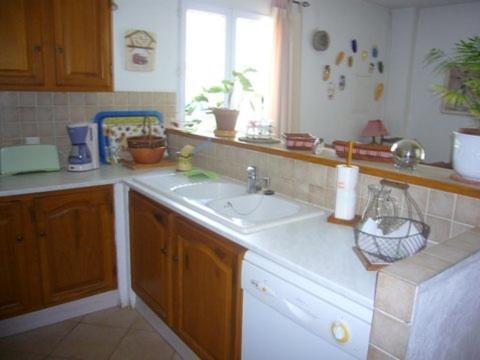 Les Cigales Bed & Breakfast Saint-Andiol Room photo